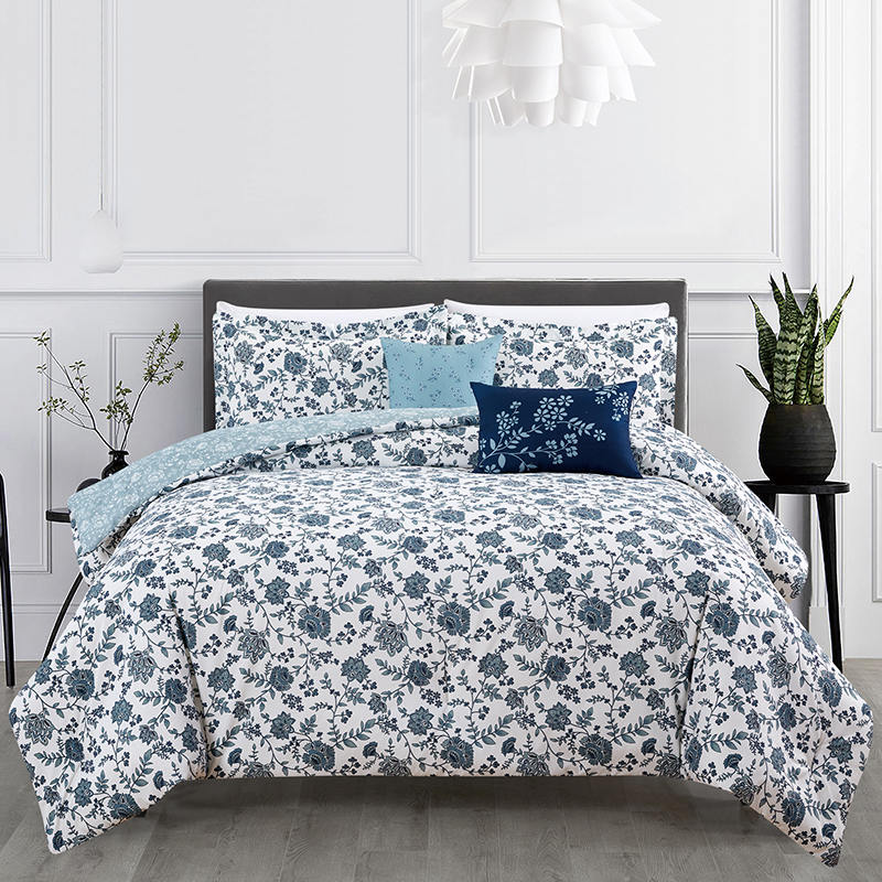 Floralia Vintage Velvet Leve Quilt